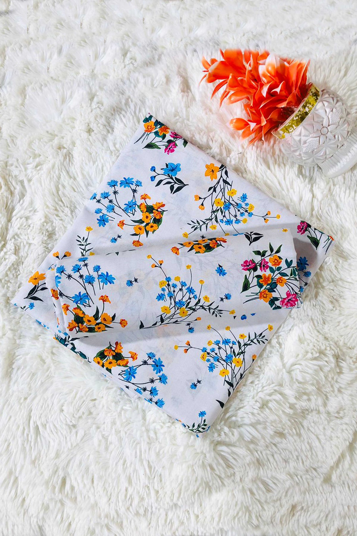 UnStitch 2pc-Printed Lawn Suit 2PLI17