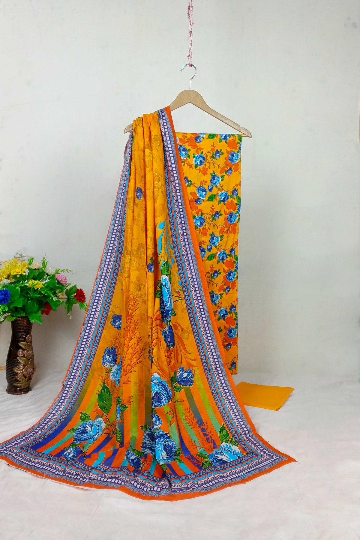 3PC- Printed Lawn Suit  3PL06