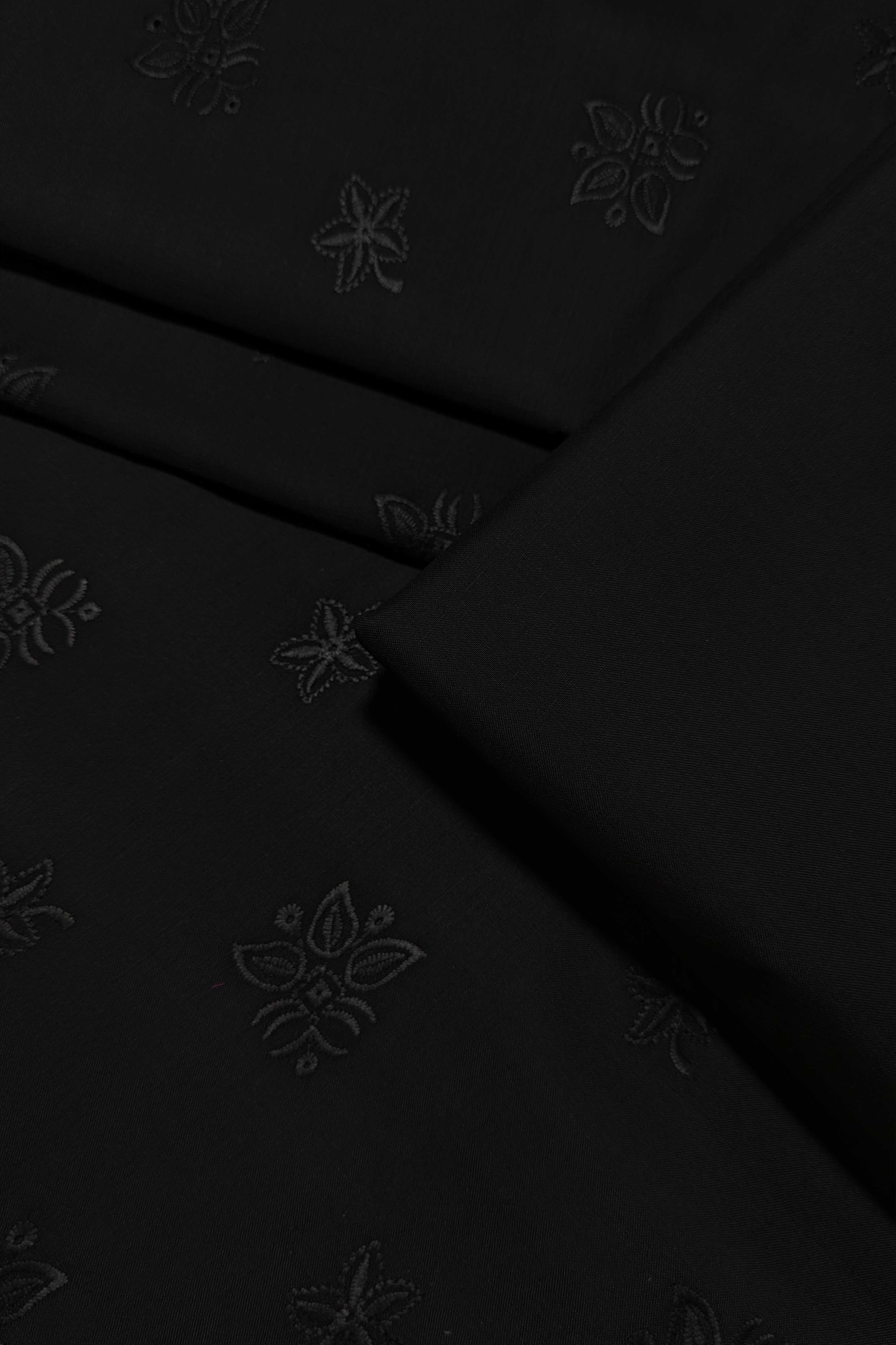 Gents Embroidered Cotton EC04