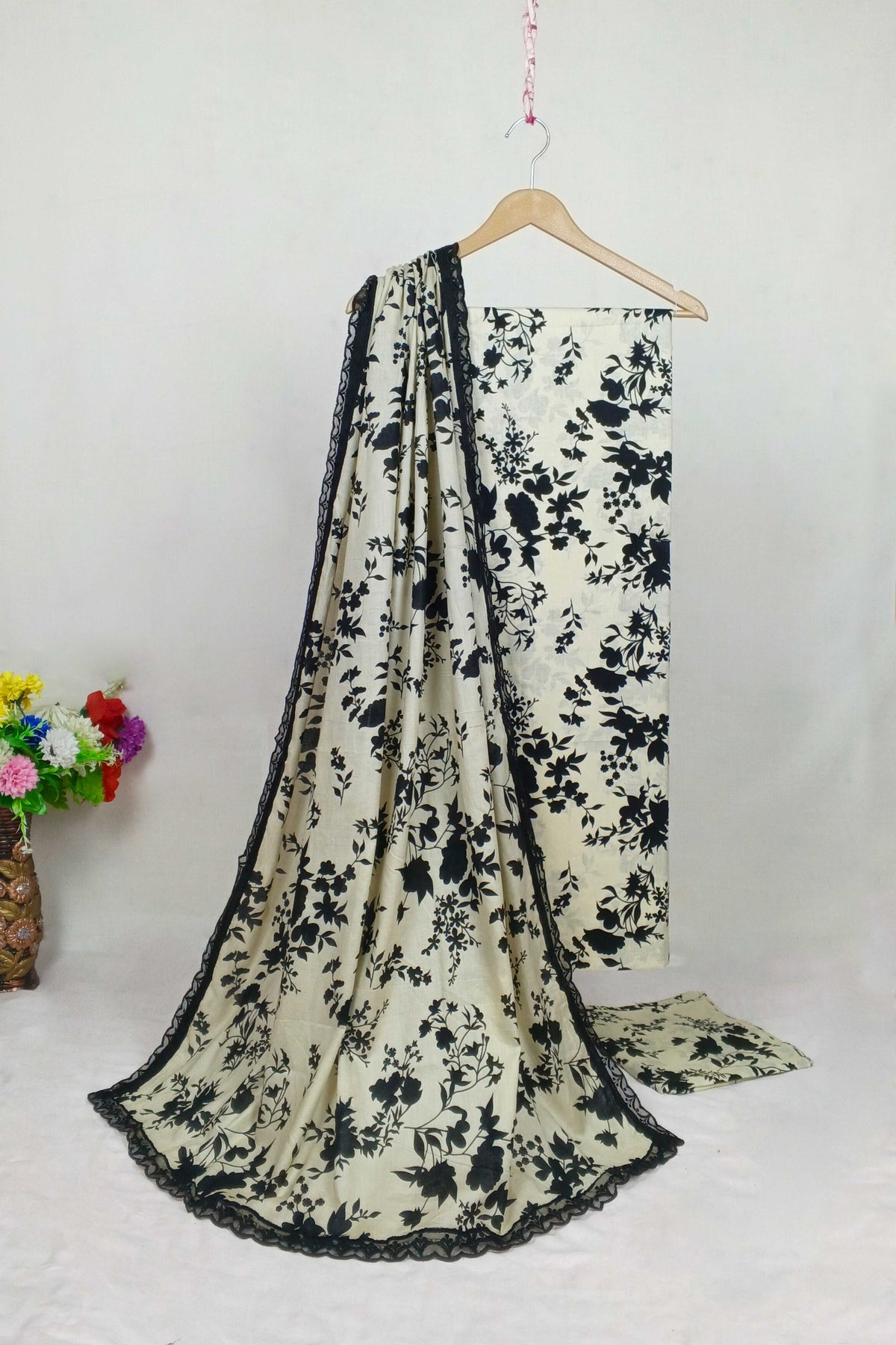 3pc-UnStitch Luxury Lawn Suit EL14