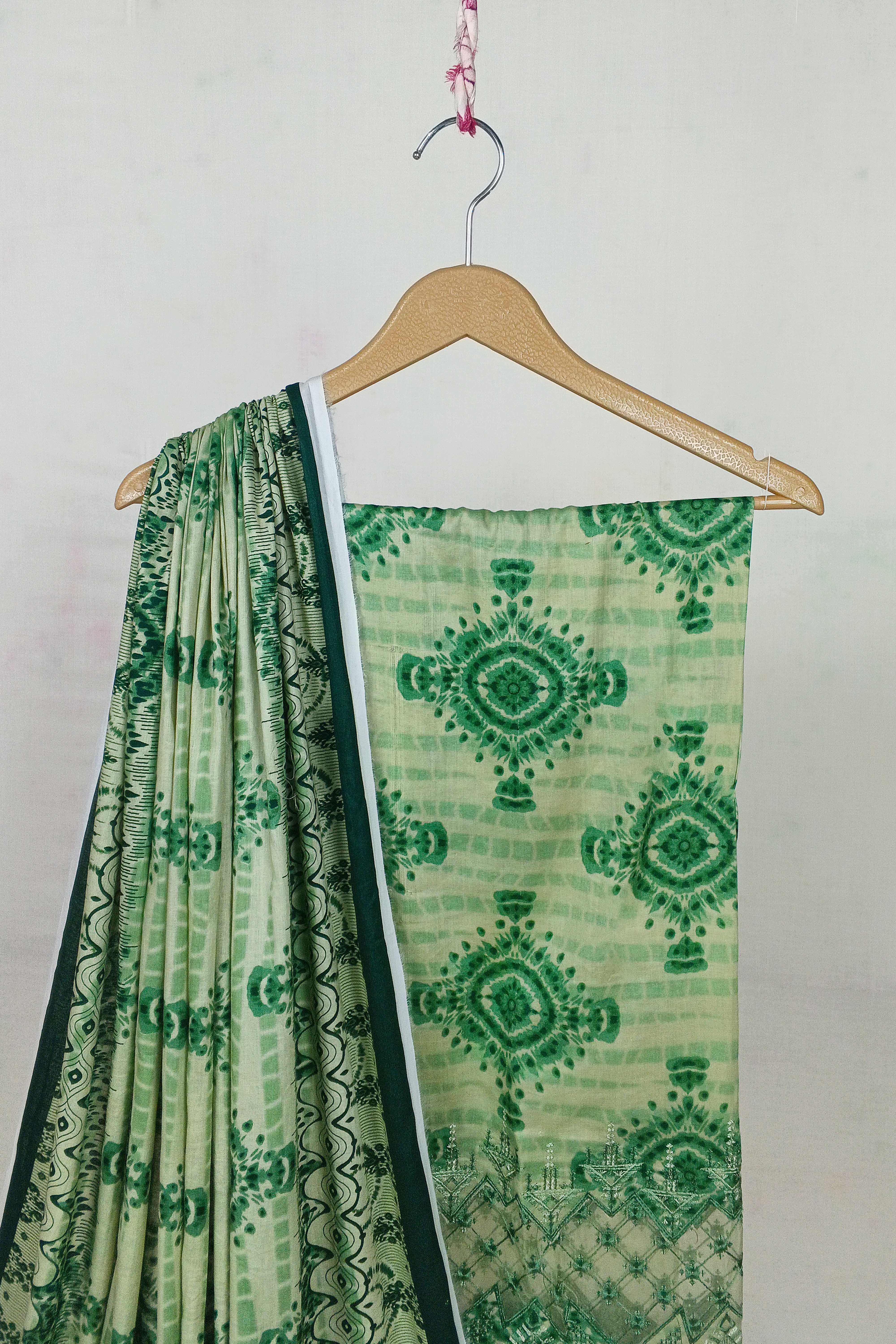 3pc-UnStitch Luxury Lawn Suit EL07