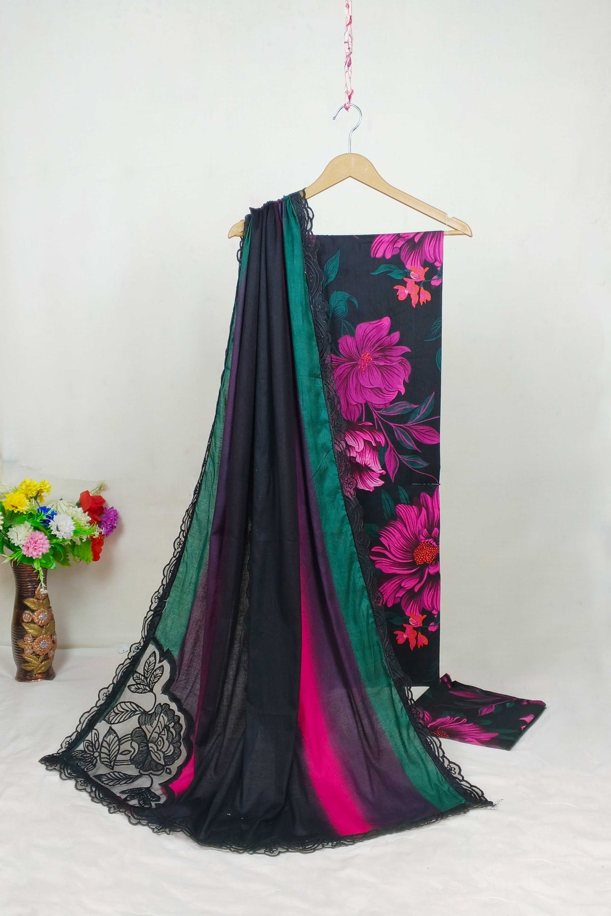 3pc-UnStitch Luxury Lawn Suit EL15