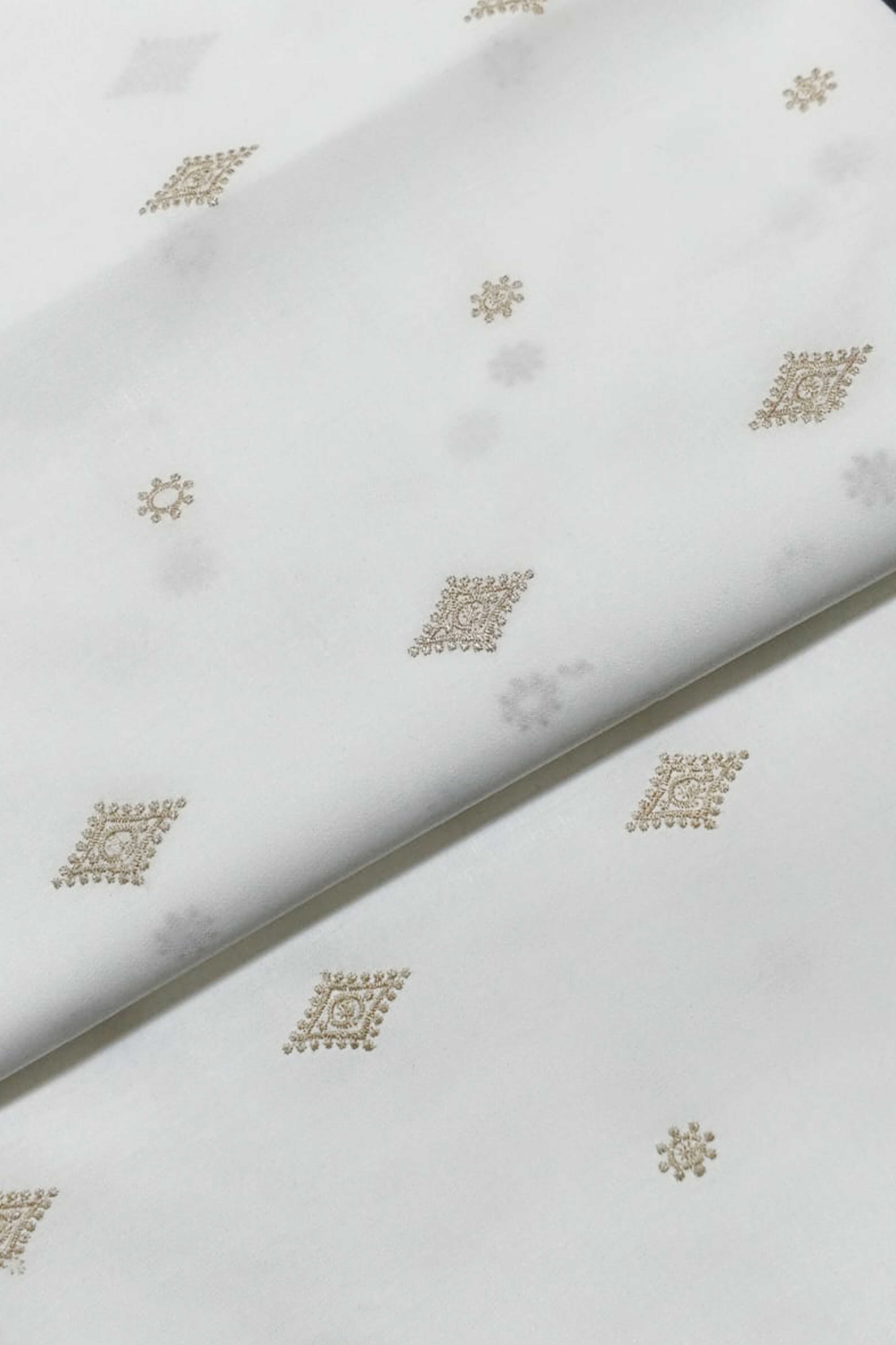 Gents Embroidered Cotton EC09